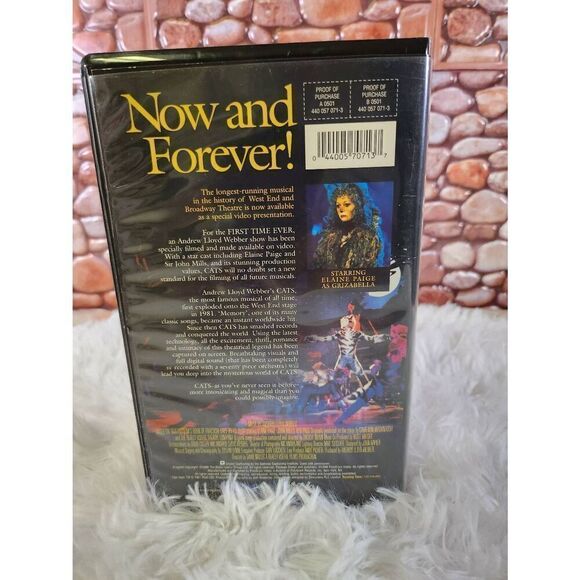 Cats VHS Pre-owned - Picture 2 of 4